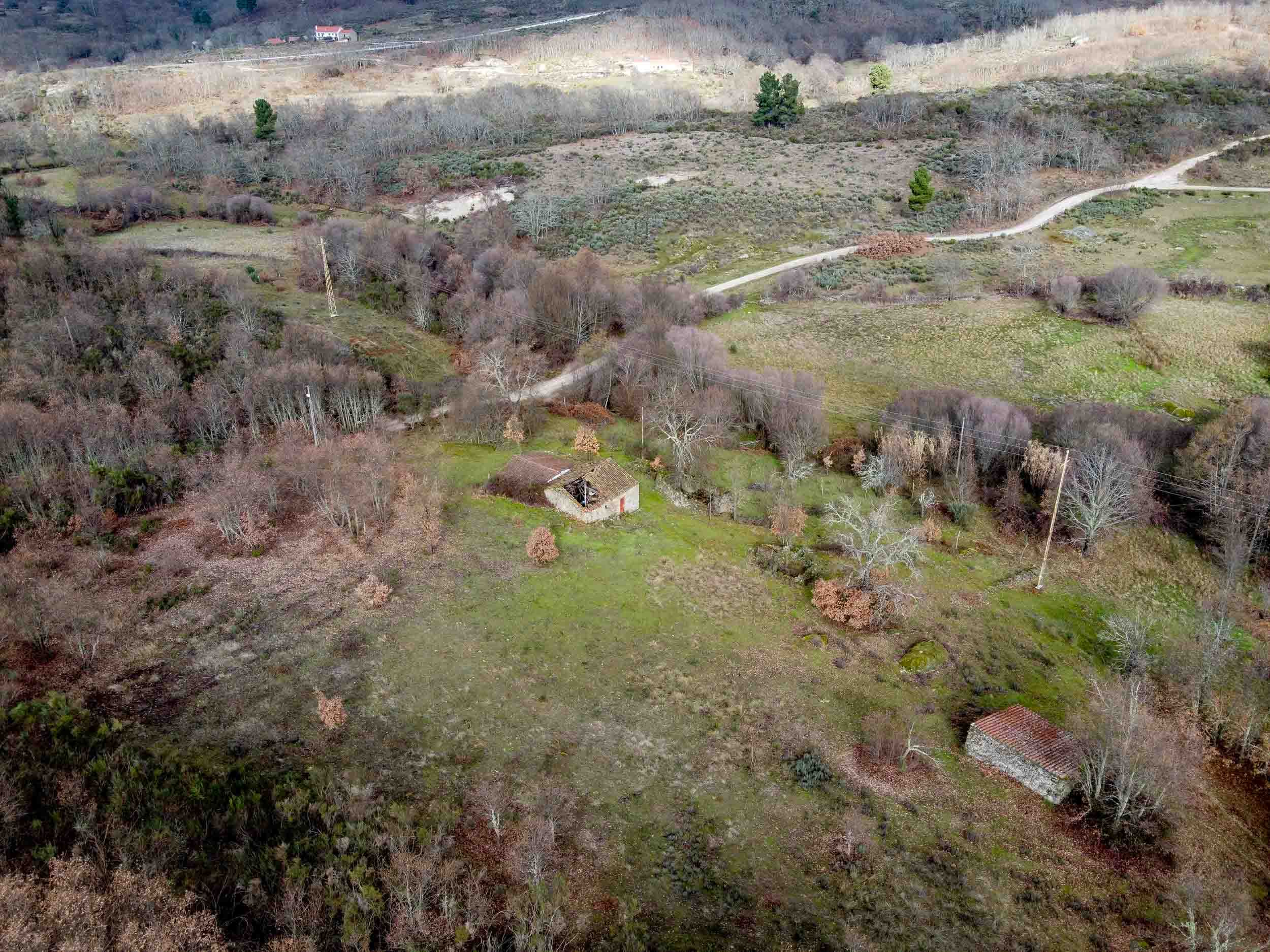Stone Houses by the River - Image 20