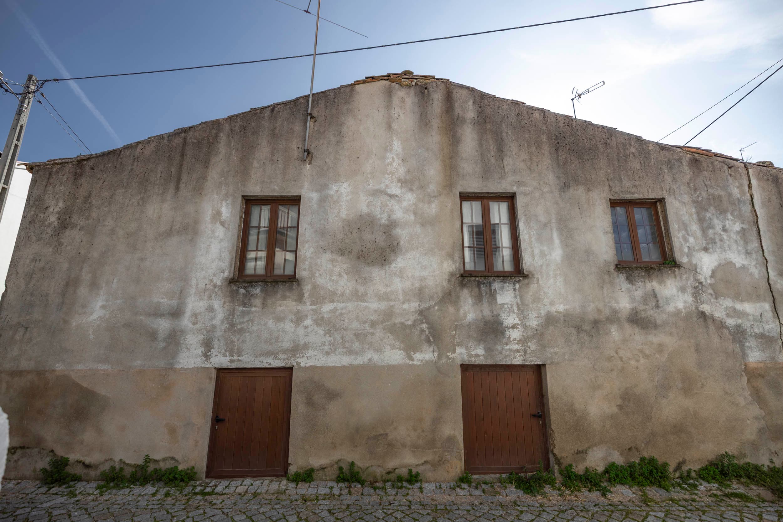 Une Vieille Maison à Moita, 80 m² de Possibilités - Image 3