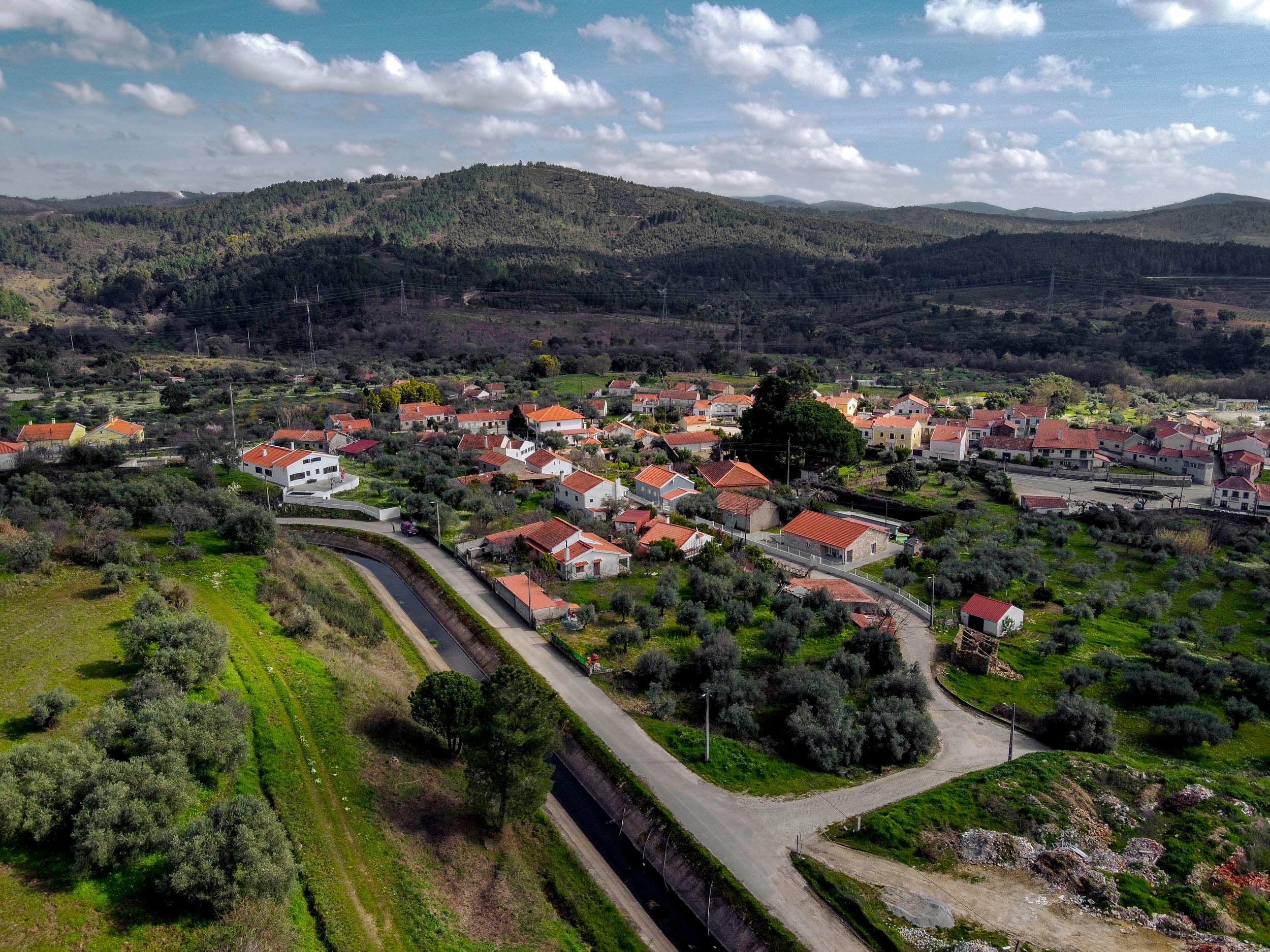 Beautiful House with big Garden at the Canal - Image 35