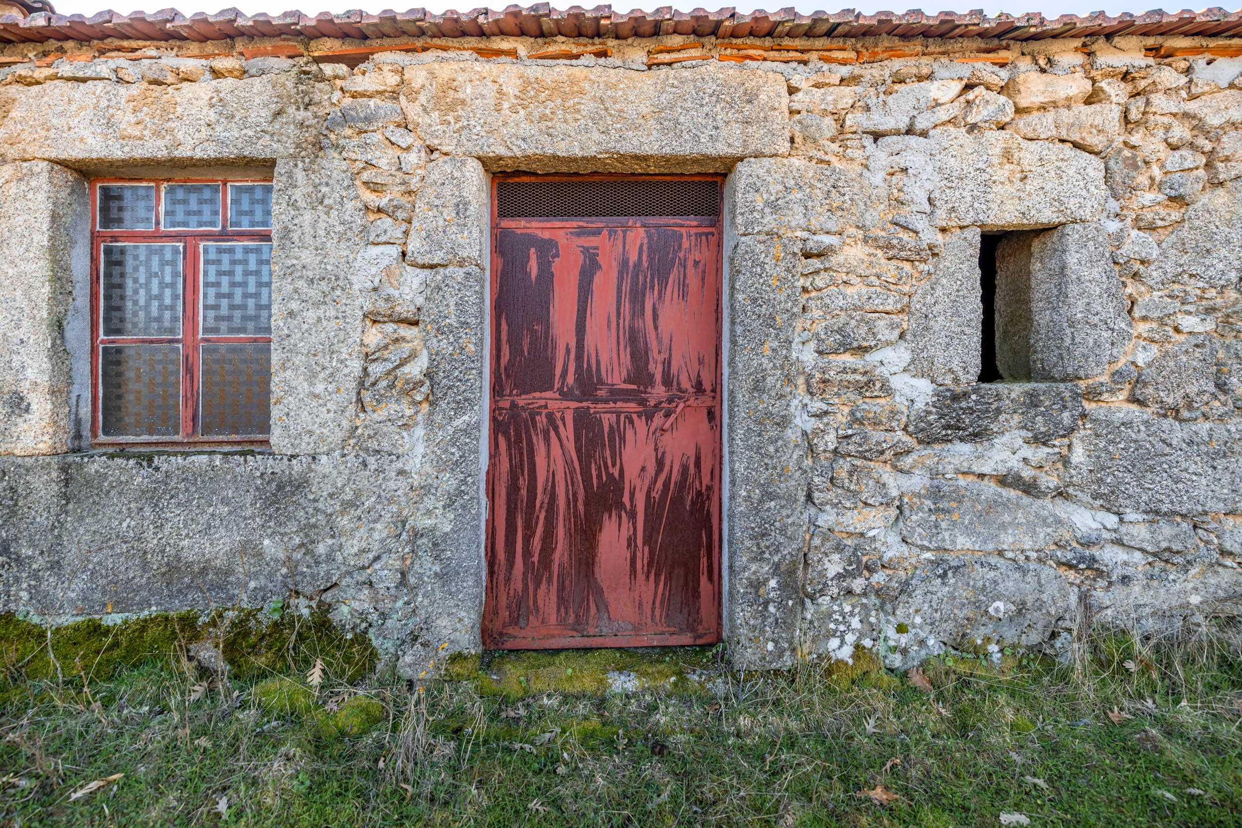 Stone Houses by the River - Image 11