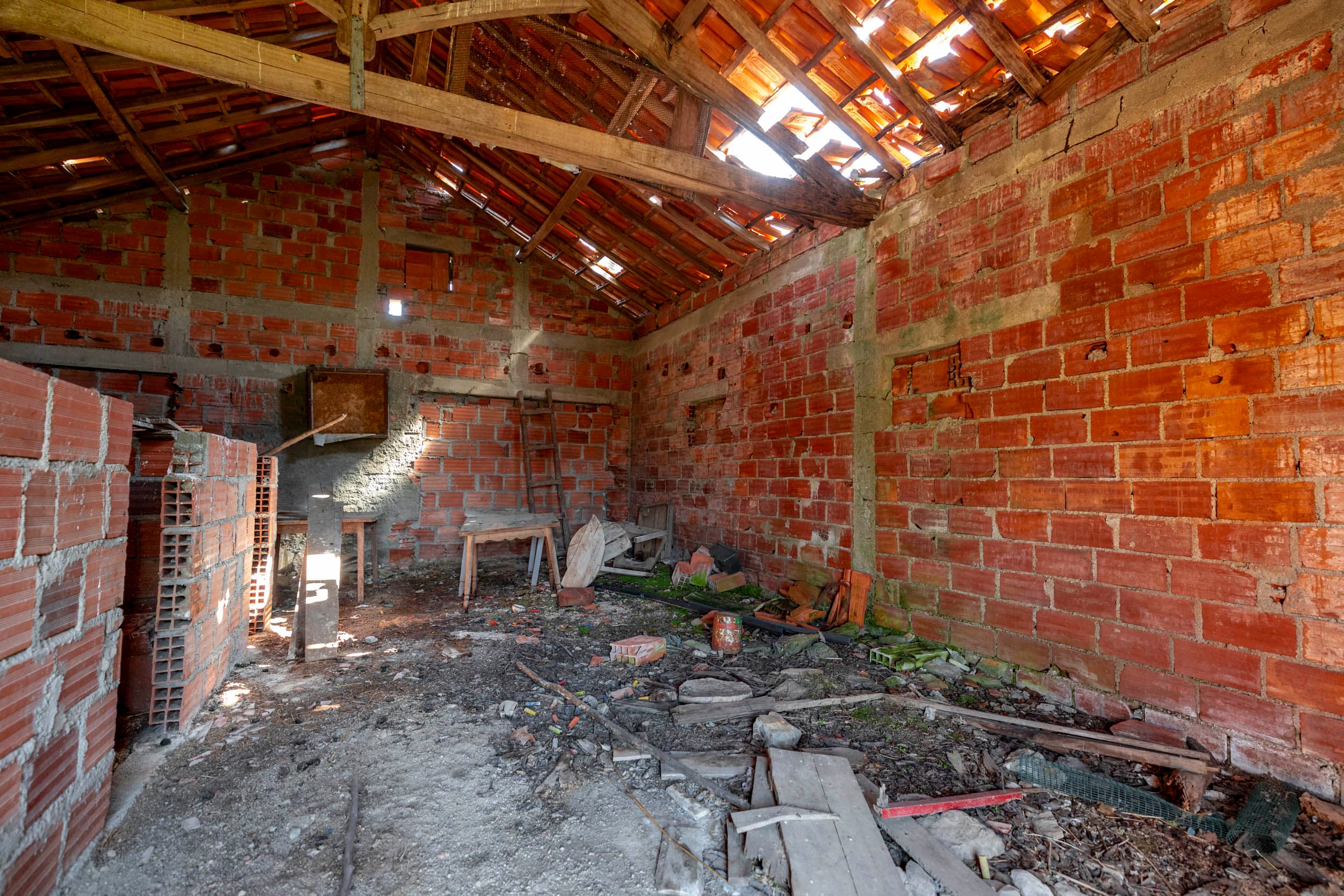 5000m² with Warehouse and Well Near Benquerença - Image 18