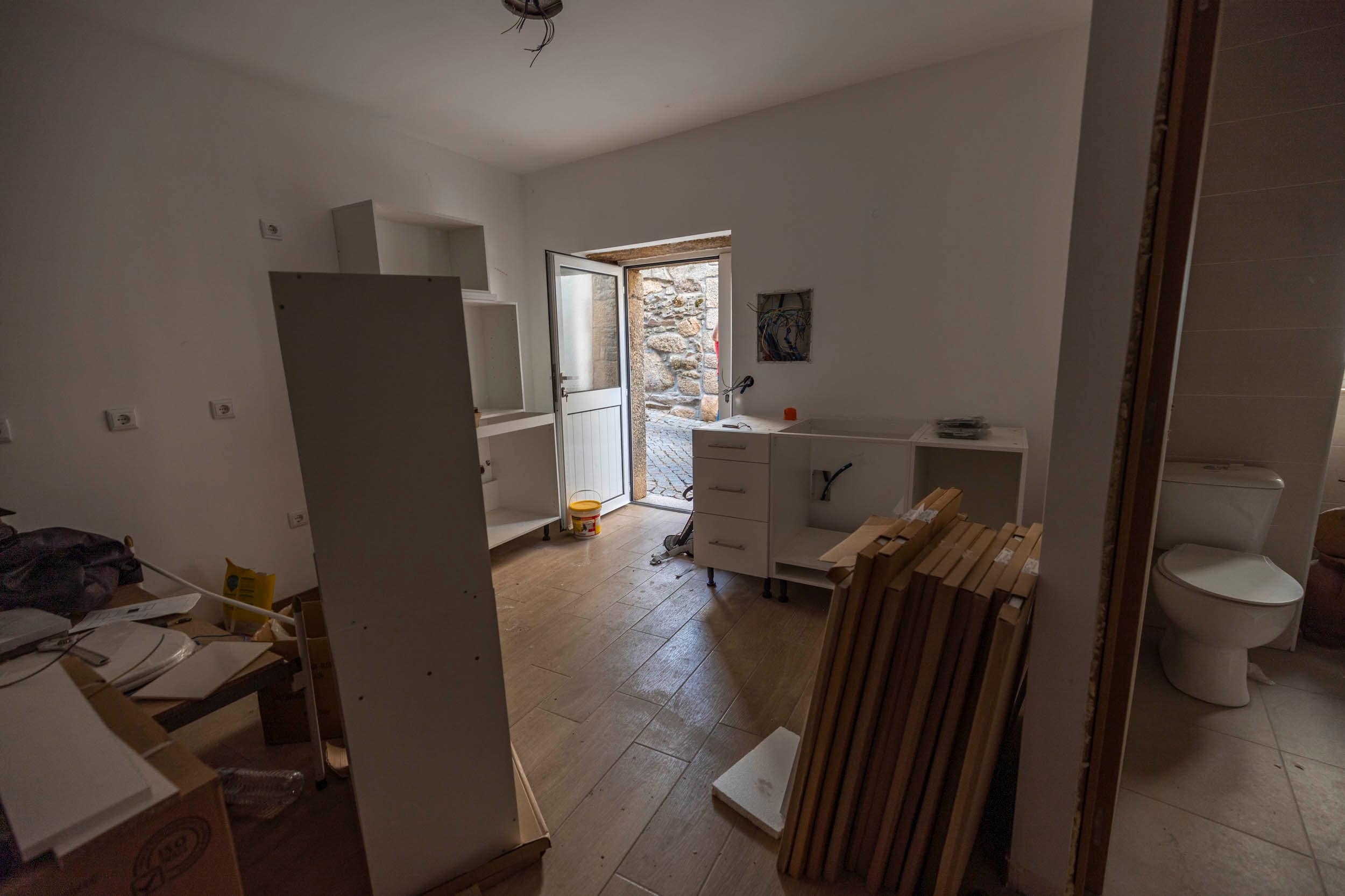 T2 House in Santo Estêvão, Sabugal - Image 1