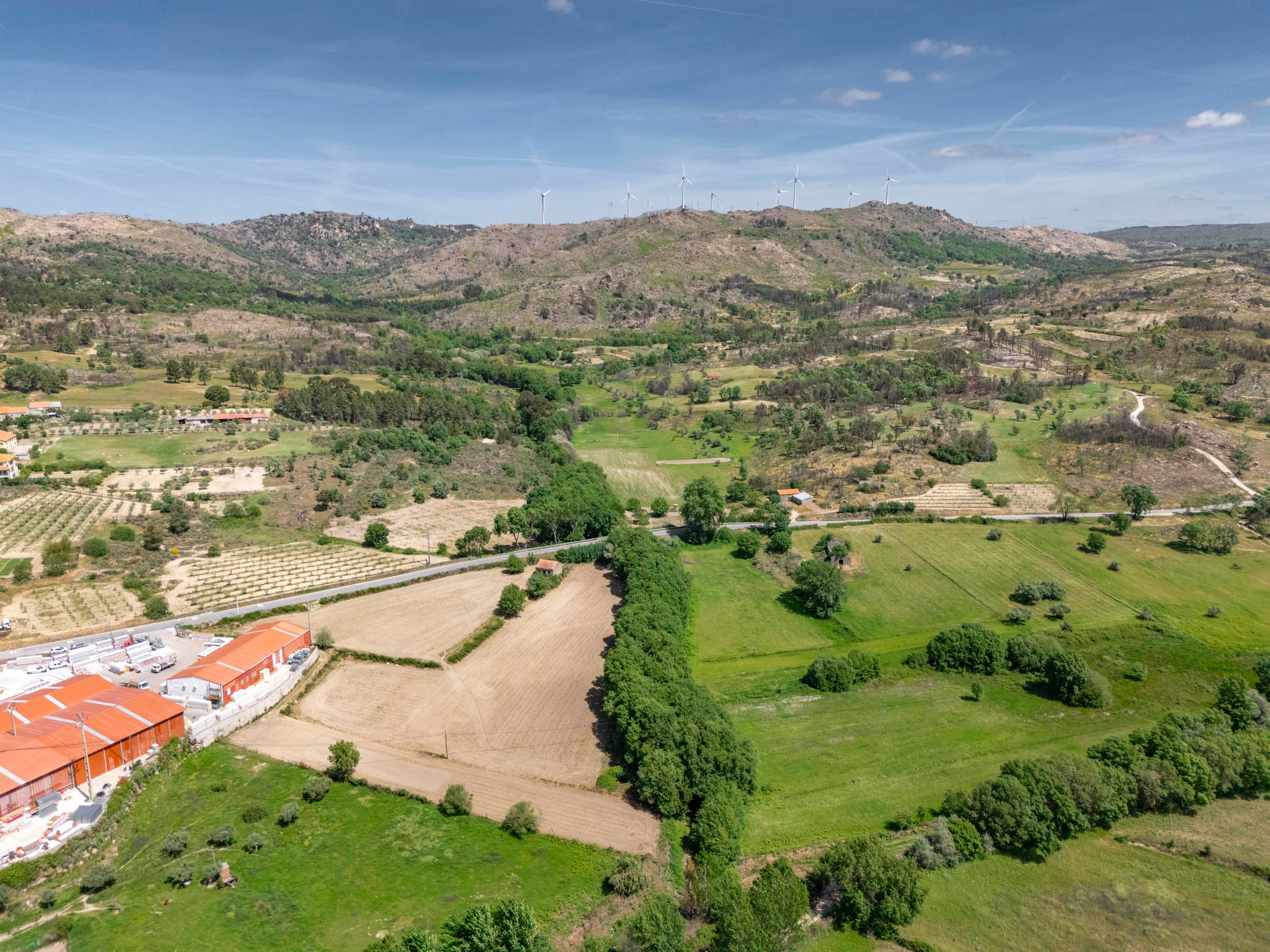 Flat Land with House and River Accesd - Image 1
